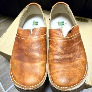 Men's Tan Leather Slip-On Shoes